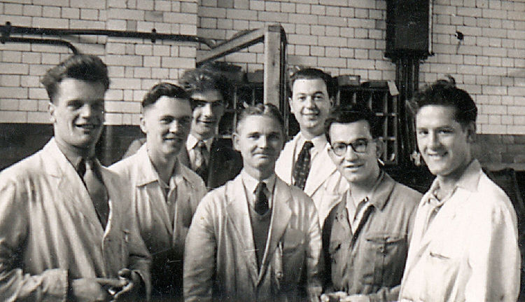  /></span>
  	<span href=